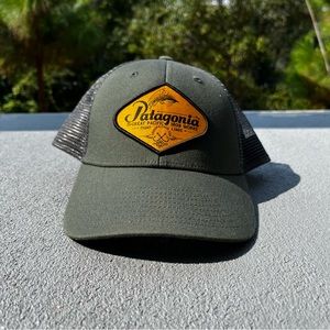 Patagonia The Great Pacific Iron Works Tight Lines Fly Fishing Green Trucker Hat